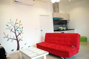 3 Bedrooms Private Pool Villa | Living area | Flat-screen TV, DVD player - Le Leaf Pool Villa 7 (Hua Hin)