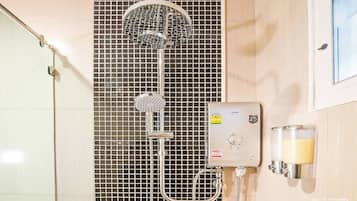 Standaard kamer | Badkamer met douche