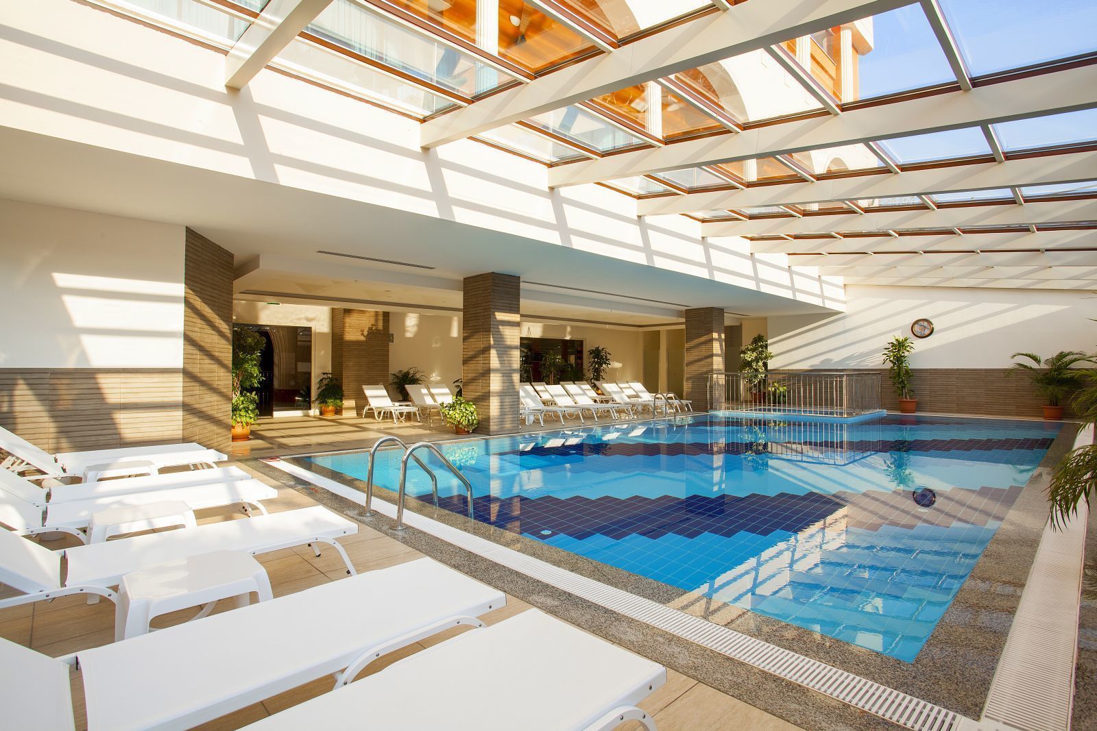 Photo - Orange Palace Side - All Inclusive