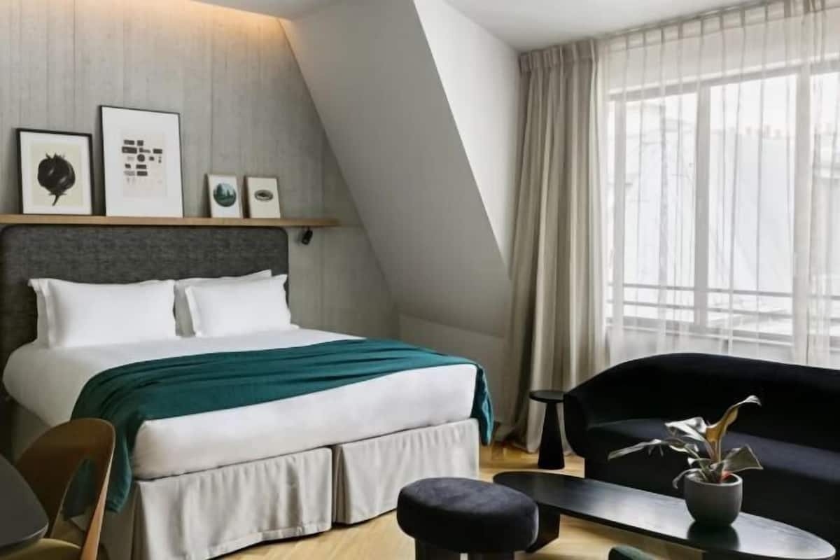 Literie de qualité, minibar, coffre-fort pour ordinateur portable