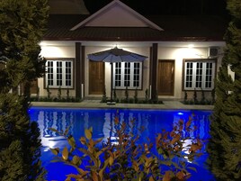 华丽客房 (Poolside) | 客房景观