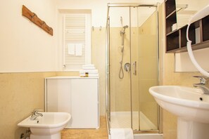 Familienapartment | Badezimmer