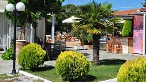 Unclassified image, 3 of 45, button - Villa Miltos Apartments (Skiathos)