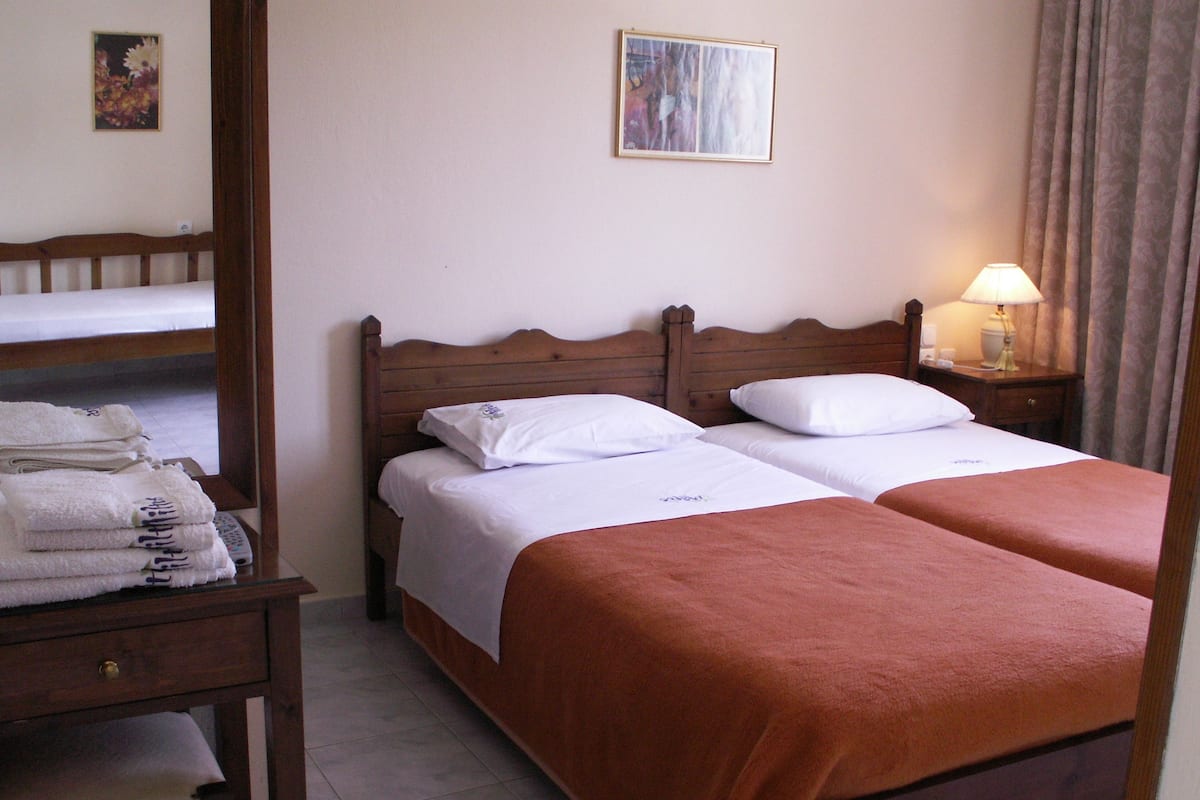 Comfort Apartment, 1 Bedroom, Poolside | 1 bedroom, iron/ironing board, free WiFi