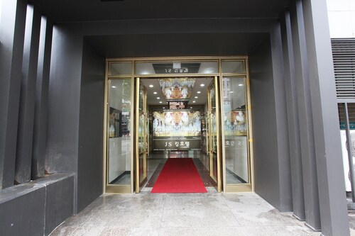 King Hotel