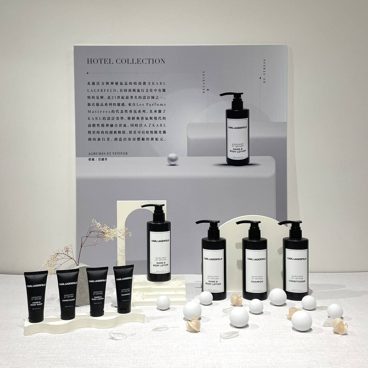 1 bedroom, down duvets, minibar, desk