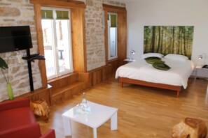 Soundproofing, free WiFi - Petit Hotel (Neuchatel)