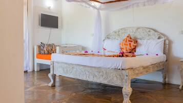 Premier-Doppelzimmer, Balkon, Poolblick | AuĂenbereich