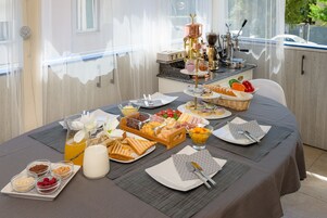 Desayuno diario por un coste adicional