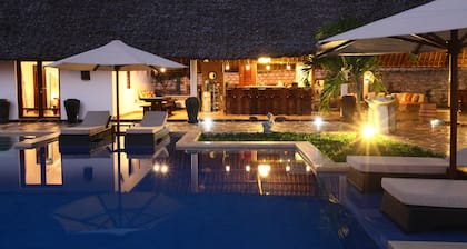 Villa Raymond