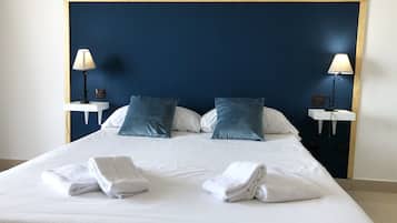 Cortinas blackout, cunas gratuitas y camas plegables/adicionales
