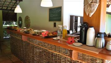 Desayuno buffet incluido todos los días