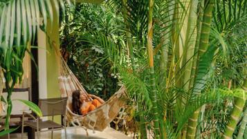 Classic Apartment | Terrace/patio