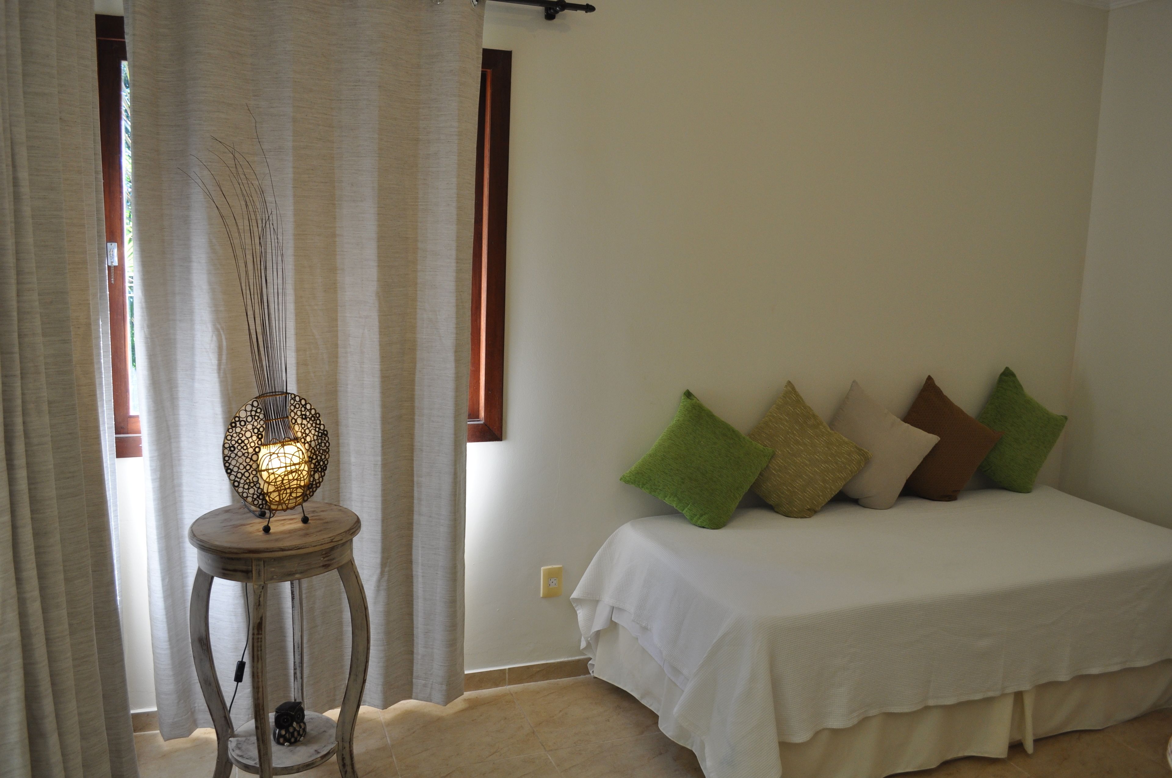 classic apartment  | living room | 40-inch smart tv with digital channels, tv