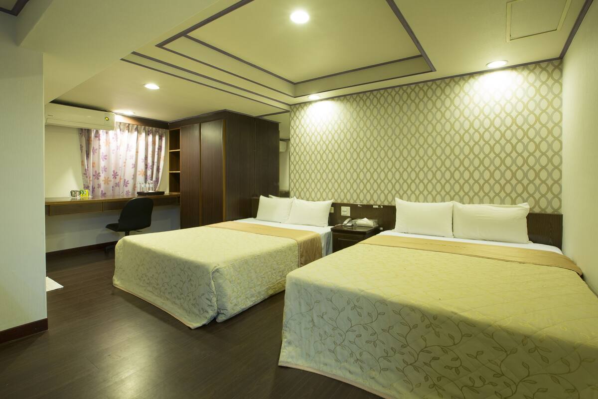 Family Quadruple Room | Desk, blackout drapes, iron/ironing board (on request), WiFi (free)