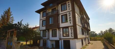 Fachada de la propiedad