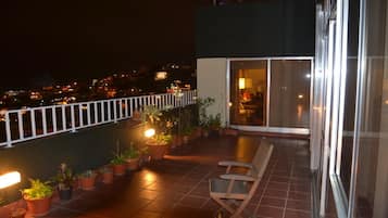 Penthouse, vista al mar (Caminho D João, Funchal,AP. DJ A27ET3) | 1 habitación y caja de seguridad en la habitación