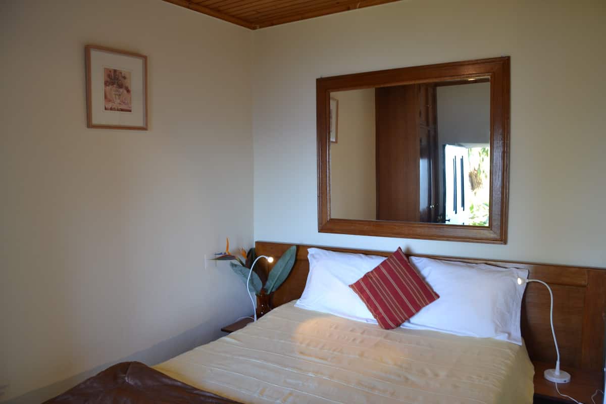 Apartment, Sea View (Vereda dos Falcões Abaixo N5 AP106) | 1 bedroom, in-room safe, iron/ironing board, bed sheets
