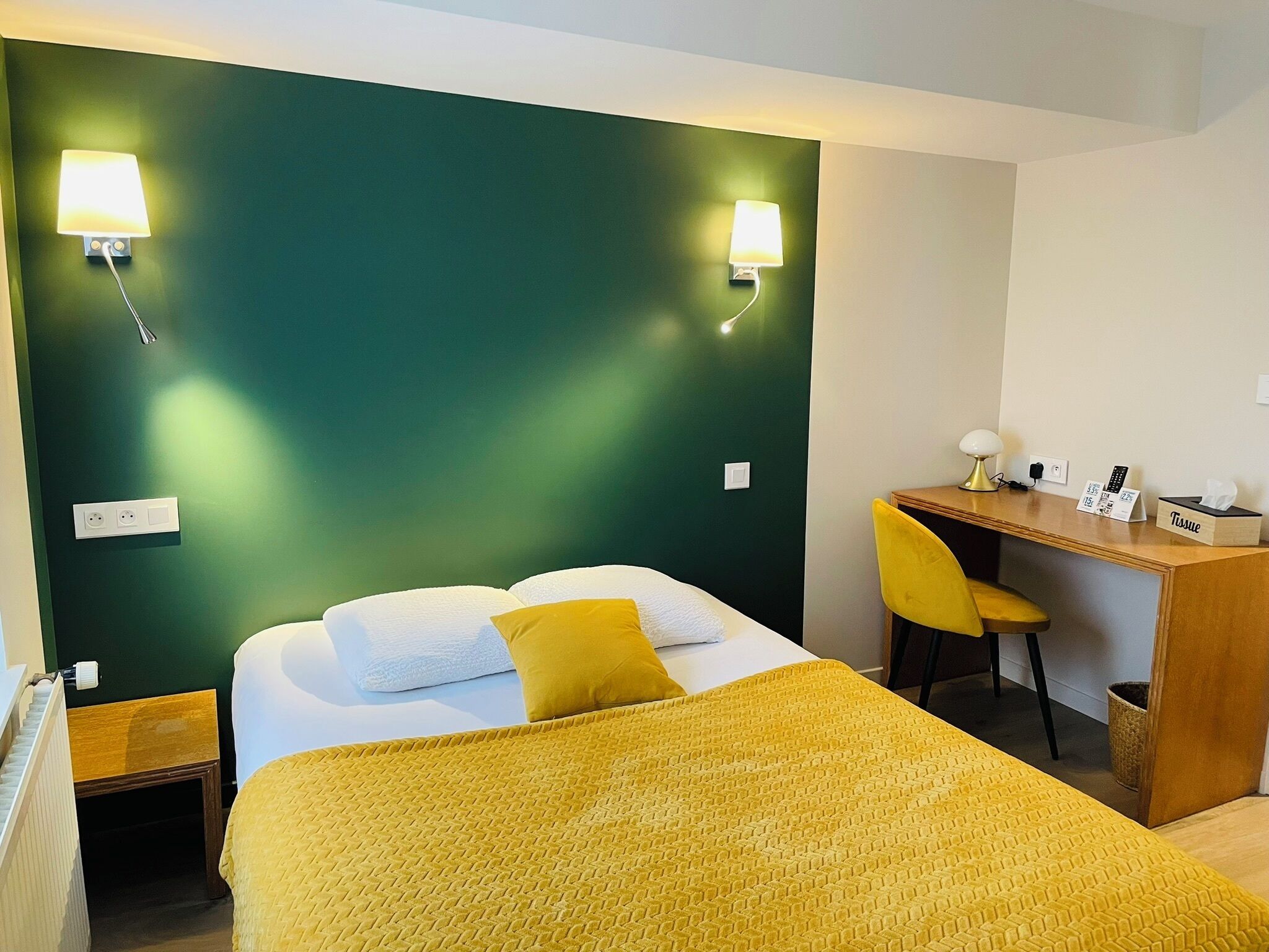 Standard Room | Desk, soundproofing, free WiFi