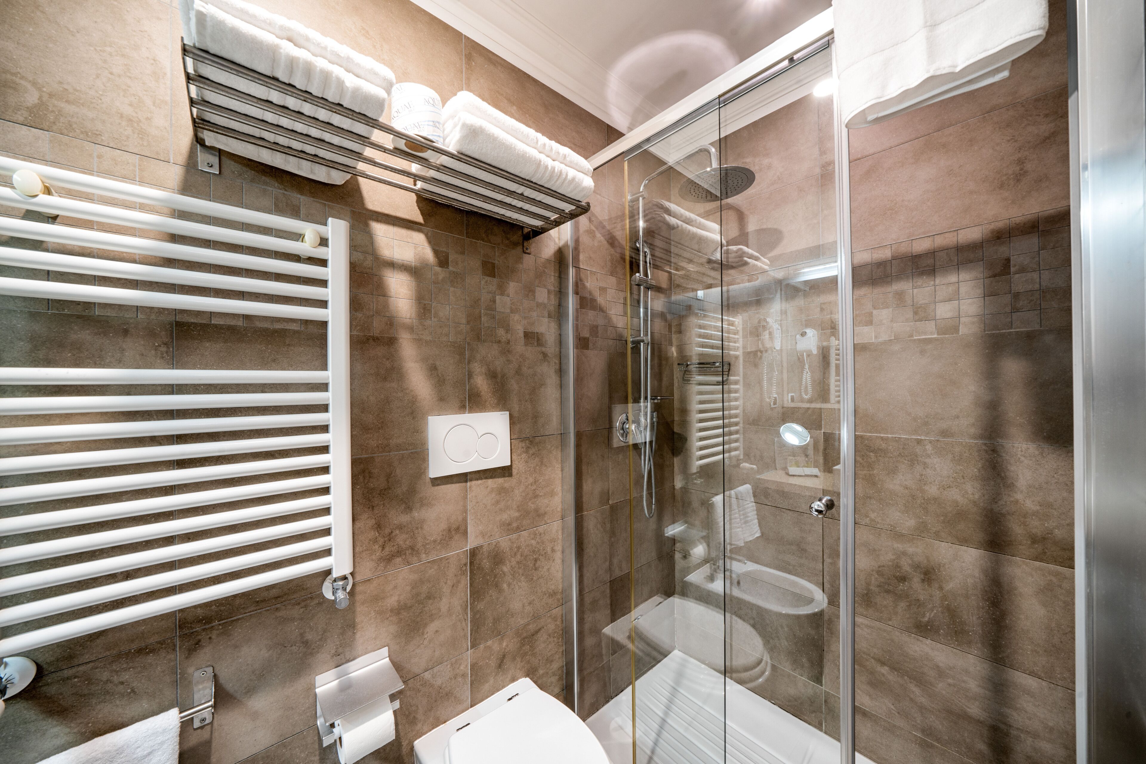 double or twin room | bathroom | shower, free toiletries, hair dryer, bidet