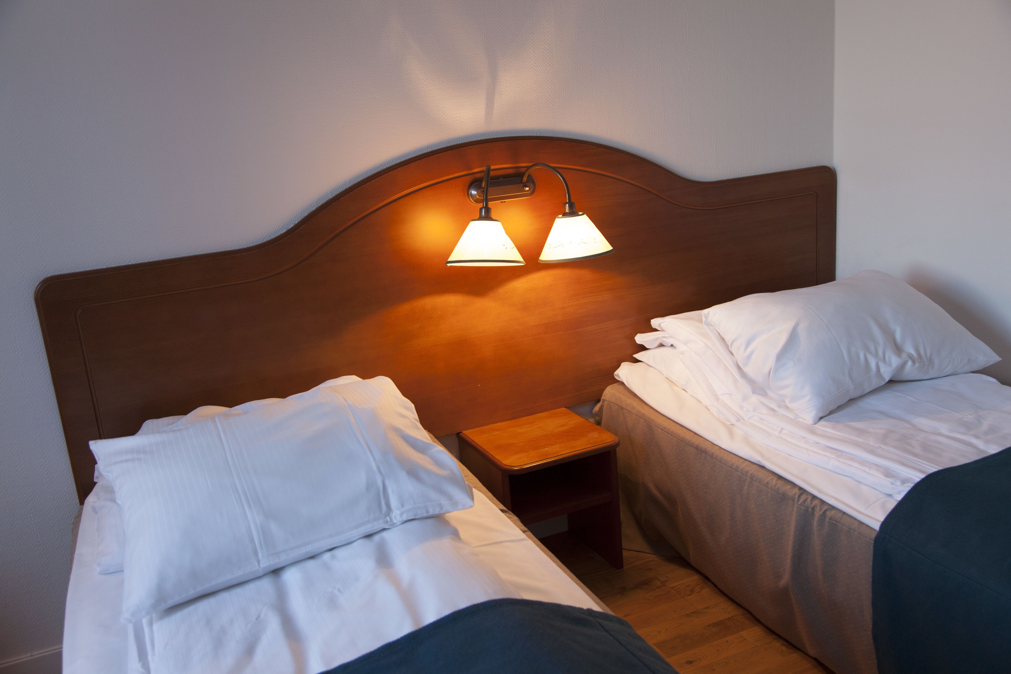 1 bedroom, down duvets, pillow-top beds, minibar