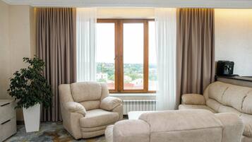 Suíte estúdio luxo, vista para a cidade | Roupas de cama premium, edredons de pluma