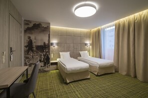 Classic Double Room | Premium bedding, desk, soundproofing, iron/ironing board - Citi Hotel's Wroclaw (Wroclaw)