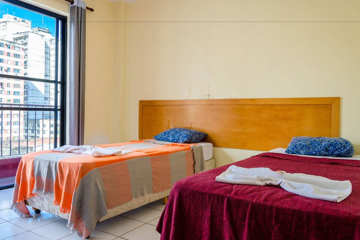 Standard Double Room | Desk, WiFi (free), bed sheets
