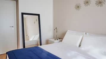 Basic Apartment (Via Carlo Goldoni 3) | 1 bedroom, premium bedding, down comforters, memory foam beds