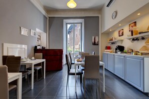 Dining - AmoRoma (Rome)