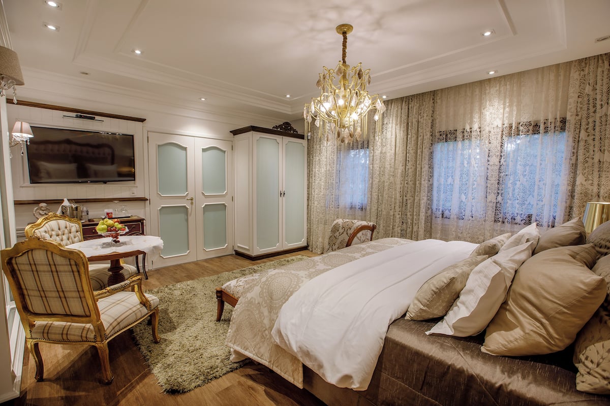 romantic double room | 1 bedroom, minibar, in-room safe, blackout curtains