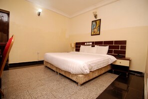 3 bedrooms, Internet