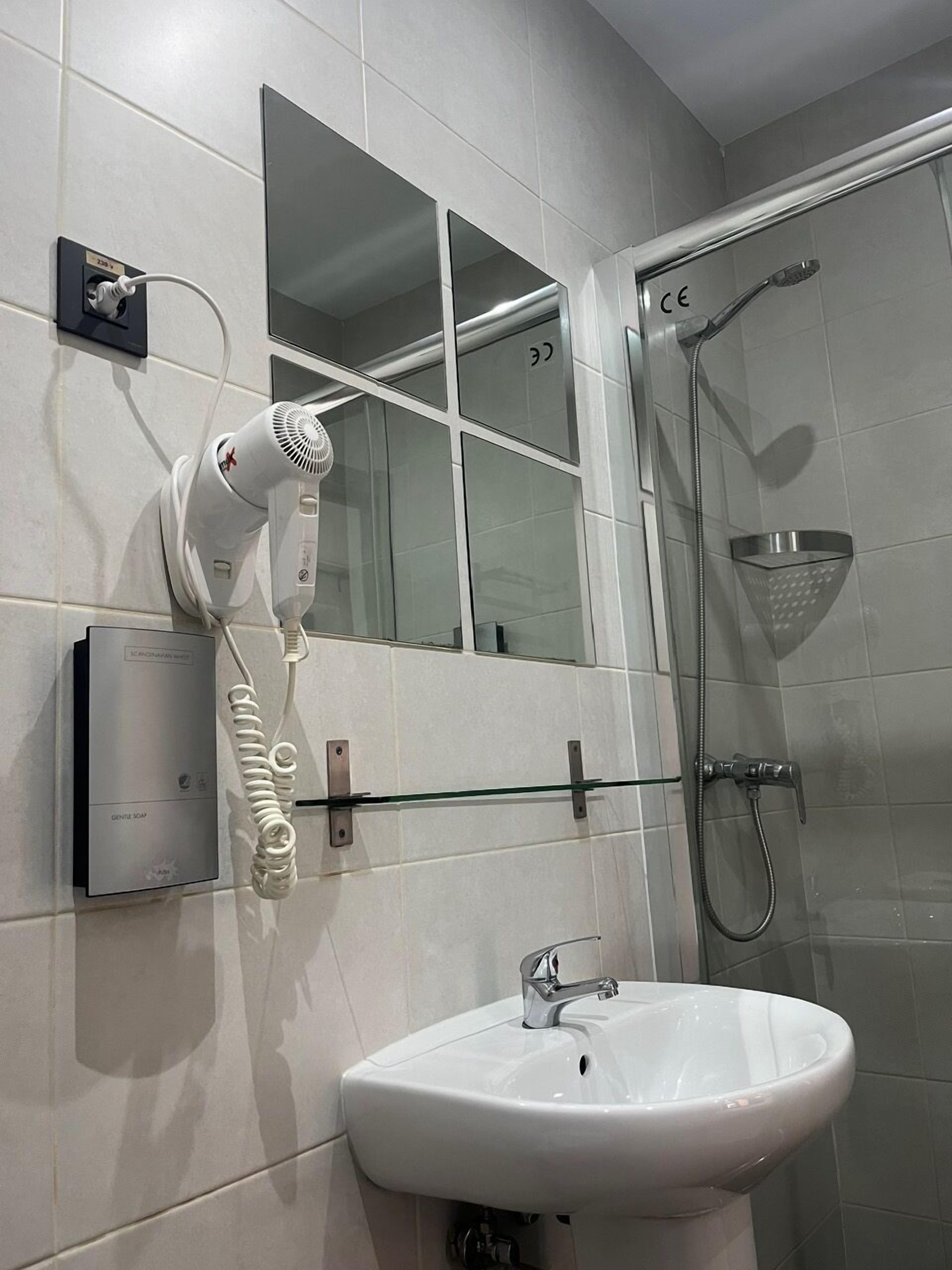 Photo - Woohoo Rooms Fuencarral
