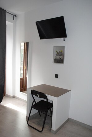 Botó d’imatge sense classificar, 2 de 60