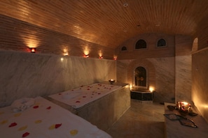 Behandlingsrom for par, tyrkisk bad/hamam og kroppsbehandlinger
