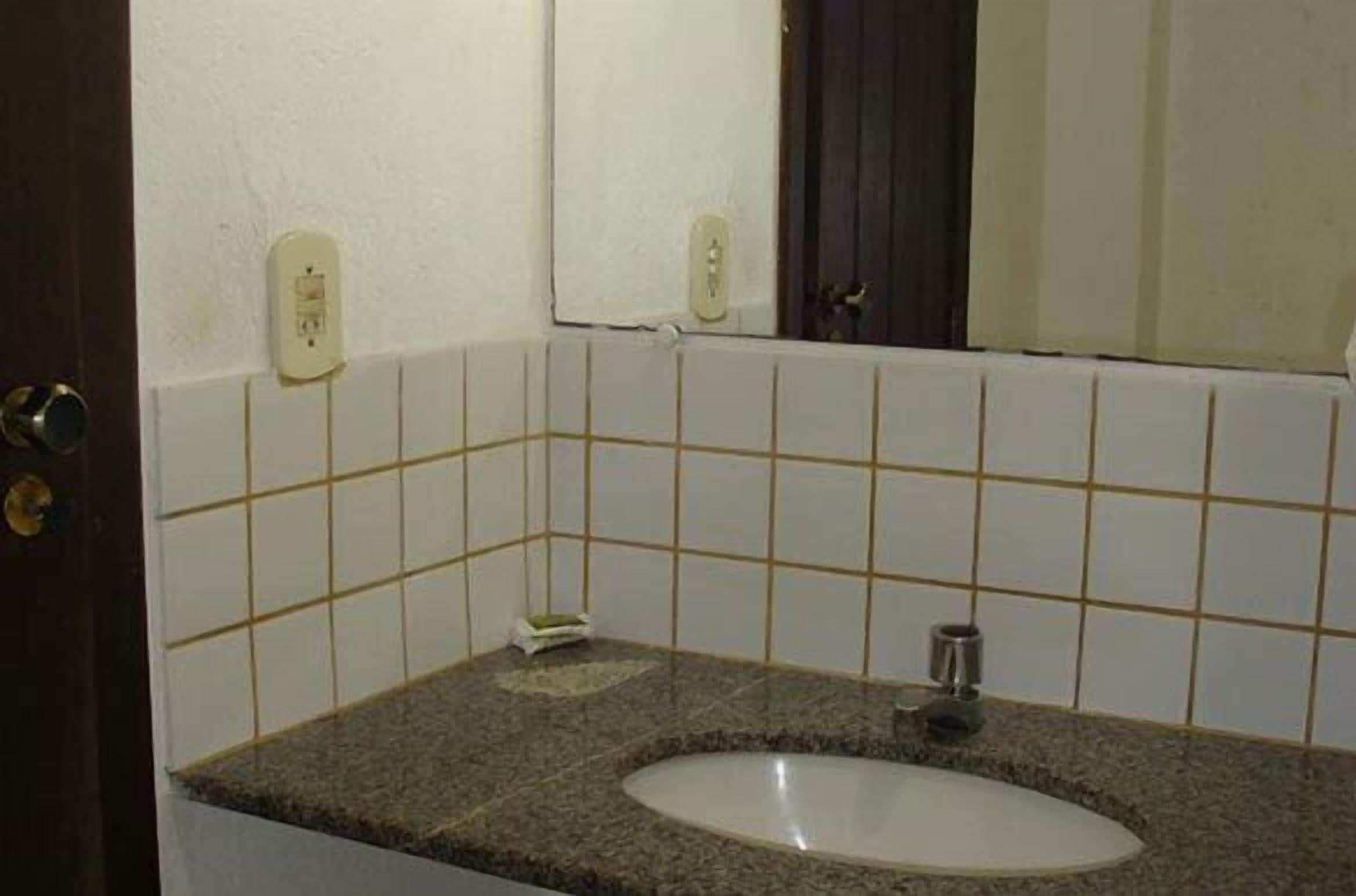 Foto - Pousada O Cantinho