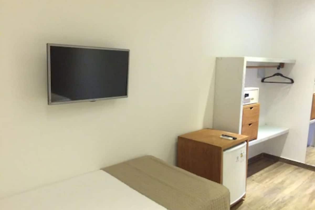 minibar, in-room safe, blackout curtains, rollaway beds