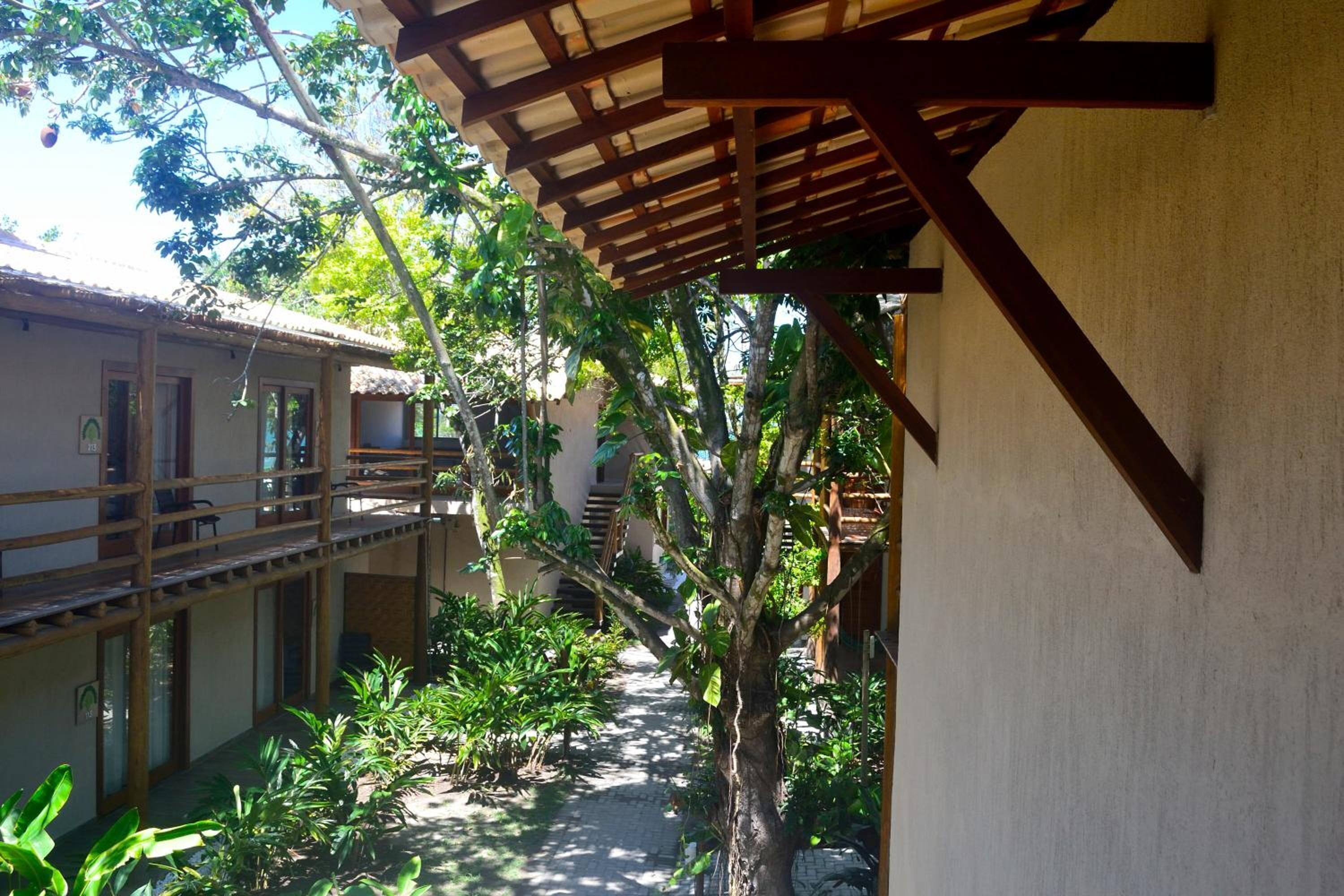 Photo - Ravenala Hotel