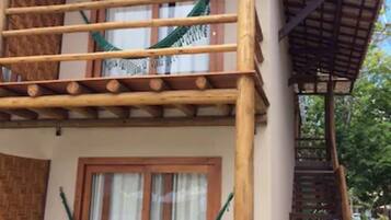 Quarto casal superluxo (Frente Mar) | Frigobar, cofres nos quartos, cortinas blackout