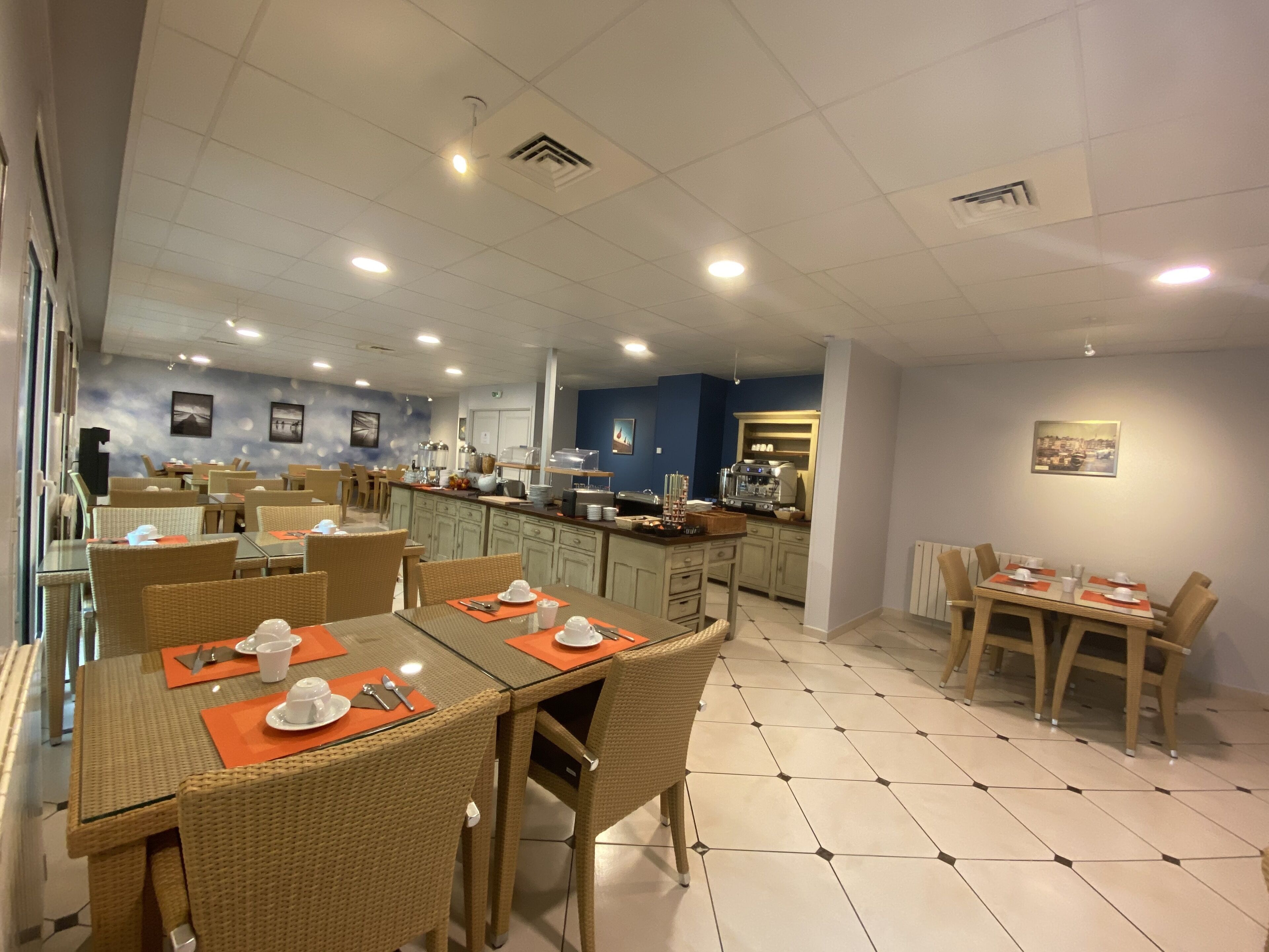 daily buffet breakfast (eur 15 per person)