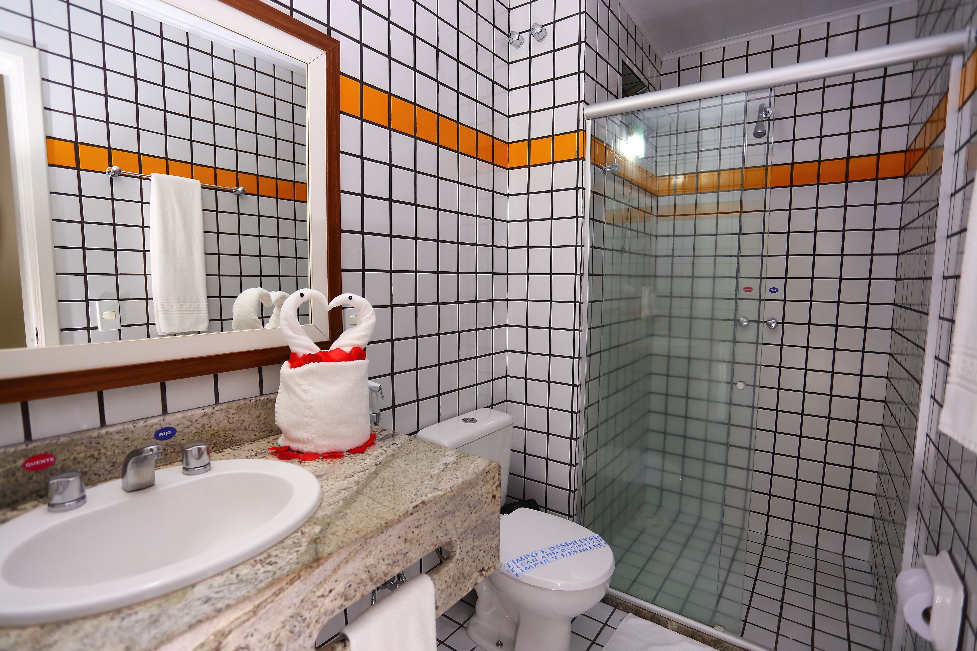 standard room | bathroom | shower, towels