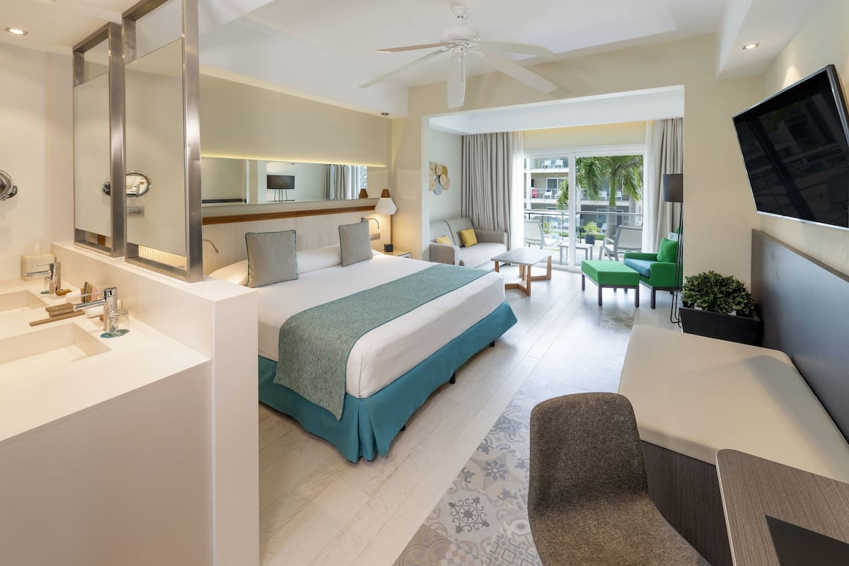 1 slaapkamer, luxe beddengoed, een minibar, een kluis op de kamer