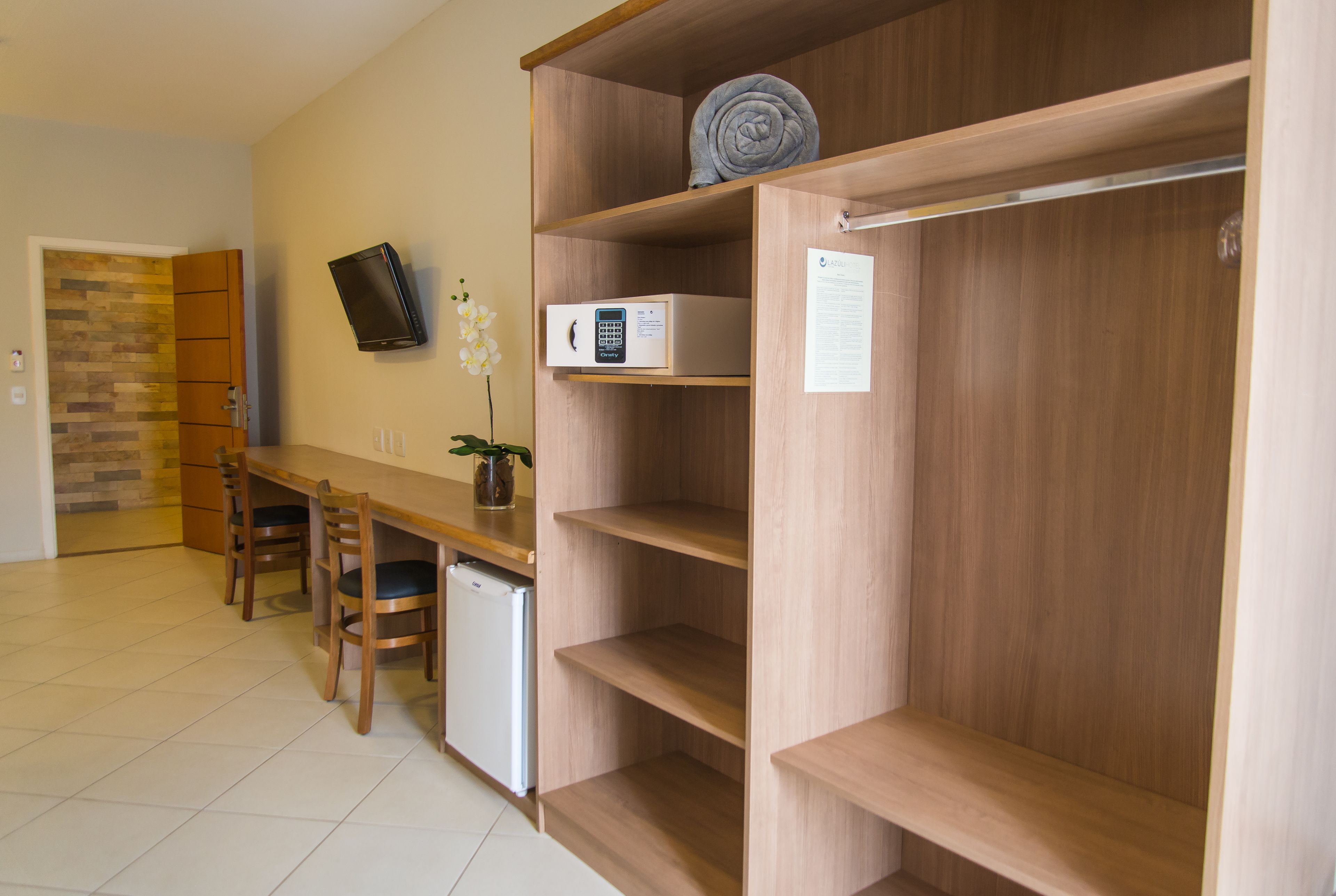 superior room, 1 king bed (master) | 1 bedroom, minibar, in-room safe, desk