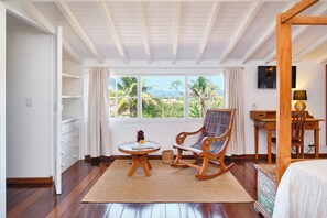 Premium Double Room | Premium bedding, minibar, in-room safe, individually decorated