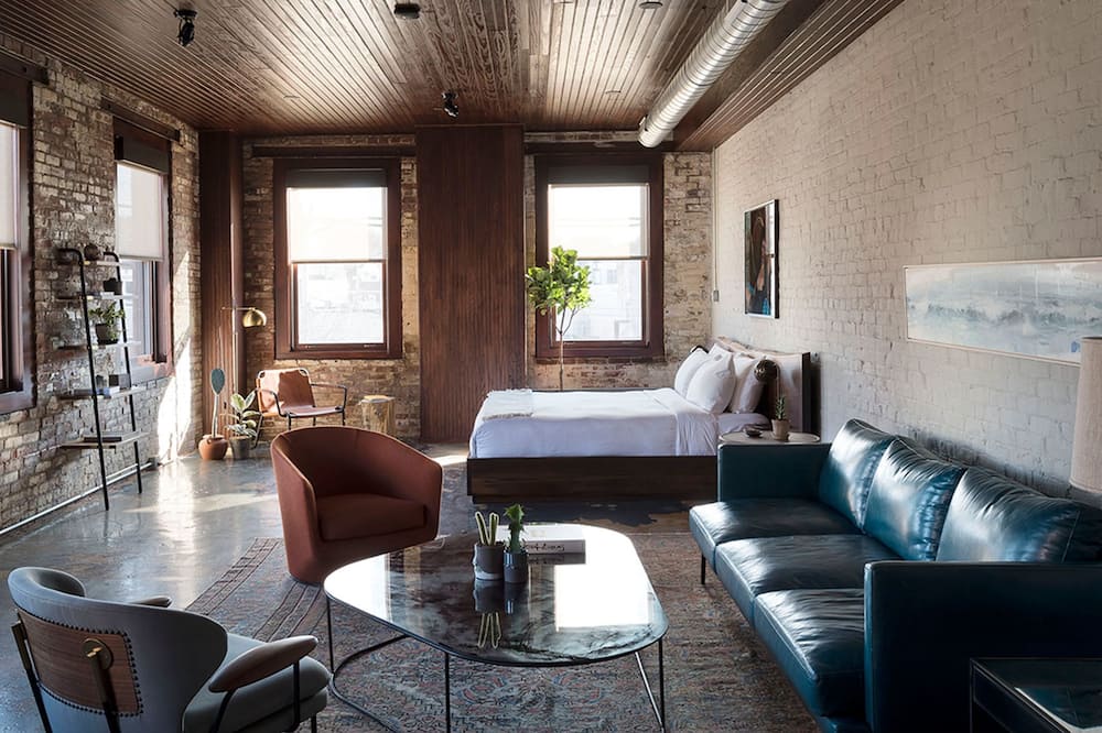 Wm. Mulherin's Sons Hotel