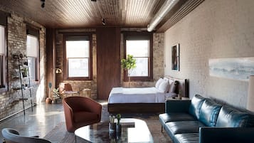Premium Studio Suite, 1 Bedroom, Kitchen | 1 bedroom, premium bedding, in-room safe, individually decorated