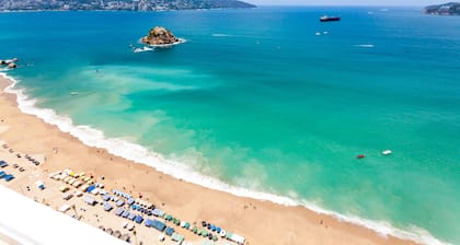 Golden Inclusive by Gran Plaza Hotel Acapulco