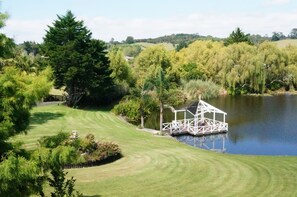 Lake - Silver Waters Lodge (Dairy Flat)