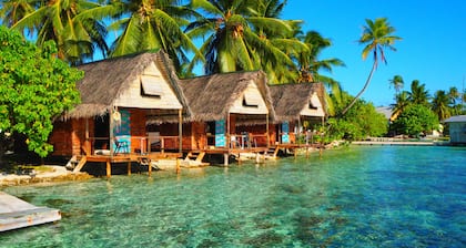 Tetamanu Village & Sauvage