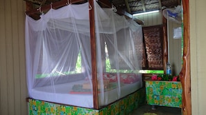 1 habitación y ropa de cama